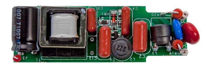 圖1: 使用LinkSwitch-PL設(shè)計(jì)的5 W A19驅(qū)動電路方案(RDK-251)