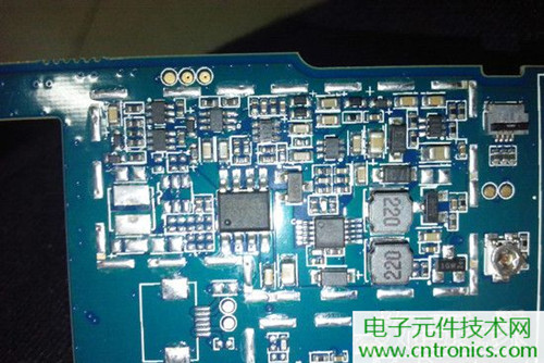 不怕摔的電紙書！一款柔性屏電子書閱讀器拆解