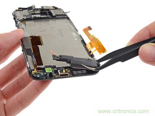 牛人強(qiáng)拆！新HTC One(M8)真機(jī)精密做工難修理