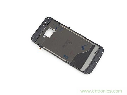 牛人強(qiáng)拆！新HTC One(M8)真機(jī)精密做工難修理