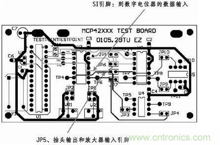 這是對(duì)圖2所示電路的第一次布線(xiàn)嘗試。此配置在模擬線(xiàn)路上產(chǎn)生不規(guī)律的噪聲，這是因?yàn)樵谔囟〝?shù)字走線(xiàn)上的數(shù)據(jù)輸入碼隨著數(shù)字電位器的編程需求而改變。