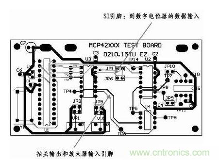 采用這種新的布線(xiàn)，將模擬線(xiàn)路和數(shù)字線(xiàn)路隔離開(kāi)了。增大走線(xiàn)之間的距離，基本消除了在前面布線(xiàn)中造成干擾的數(shù)字噪聲。