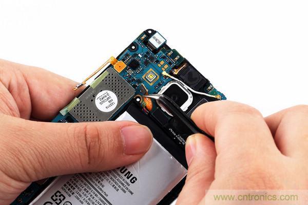 拆解狂魔荼毒新機三星金屬Galaxy A5，看槽點在何方？