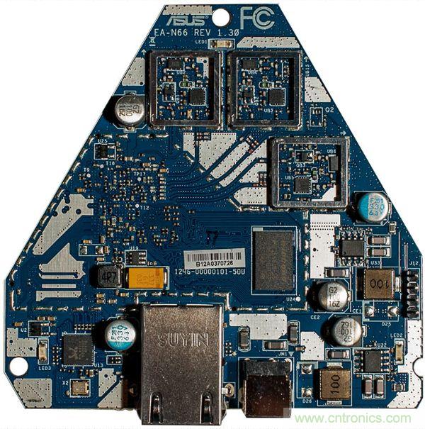 圖2：PCB為藍(lán)色的v1.3版本。