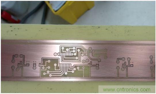 (多圖) 圖文并茂：在家制作高質量雙面PCB板