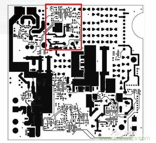 這是自動測試設備的PCB，因為事先了解過那顆SEPIC轉換器（以紅框標示），我的設計第一次就成功。